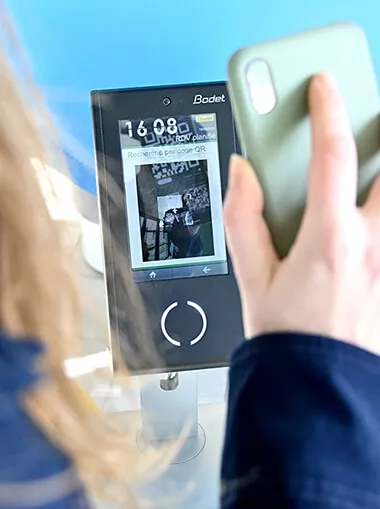 borne accueil visiteurs